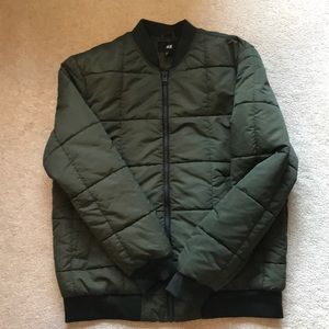 H&M Men’s Olive Quilted Jacket
